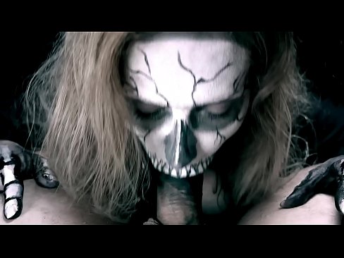 ❤️ Vajzë demonike që thith karin me gojën e saj të zezë dhe gëlltit sperma. ☑ Porno tek ne sq.fuxporn-com.ru ❤